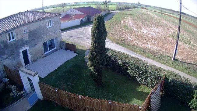 La Commanderie des Templiers Gîte 4 étoiles Saint-Etienne-de-Brillouet Esterno foto